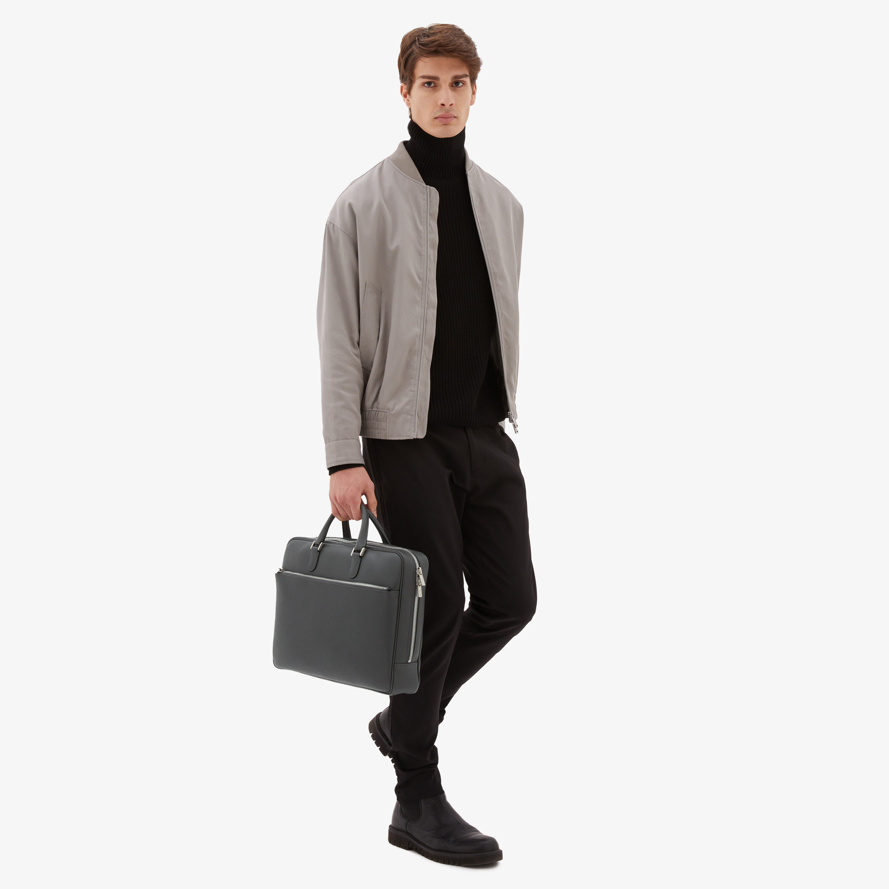 Gray Leather Medium business bag | Valextra Avietta