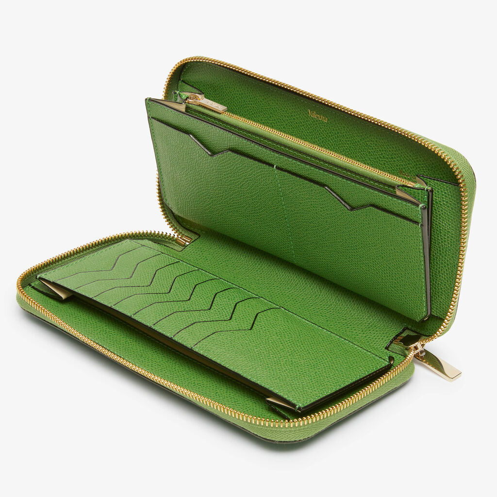 Zip Around 10 CC Wallet - Grass Green - Vitello VS - Valextra - 2